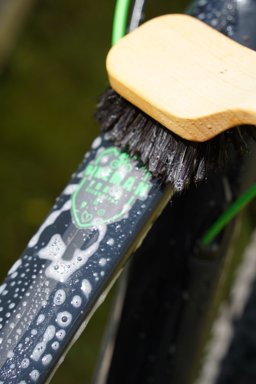 🌿🚲 Neu in der Startertüte: Die „Natural Bike Soap“ von Schwalbe! 🎁💪
